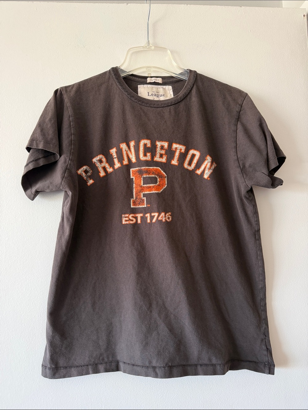 Princeton University T-Shirt League Collegiate Wear Distressed Vintage Gray M
